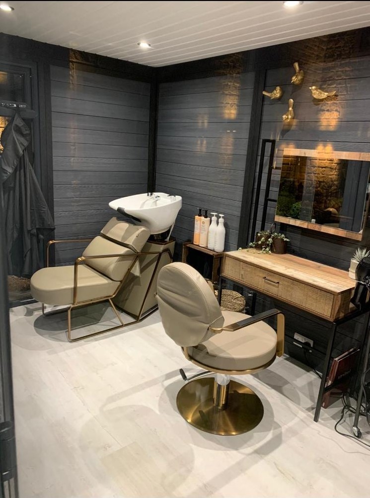 Perth Garden Room Used As Hair Dresser)